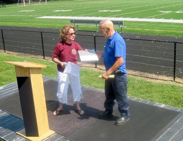 bobby Eppard receiving a special commendation in 2010. (File Photo)