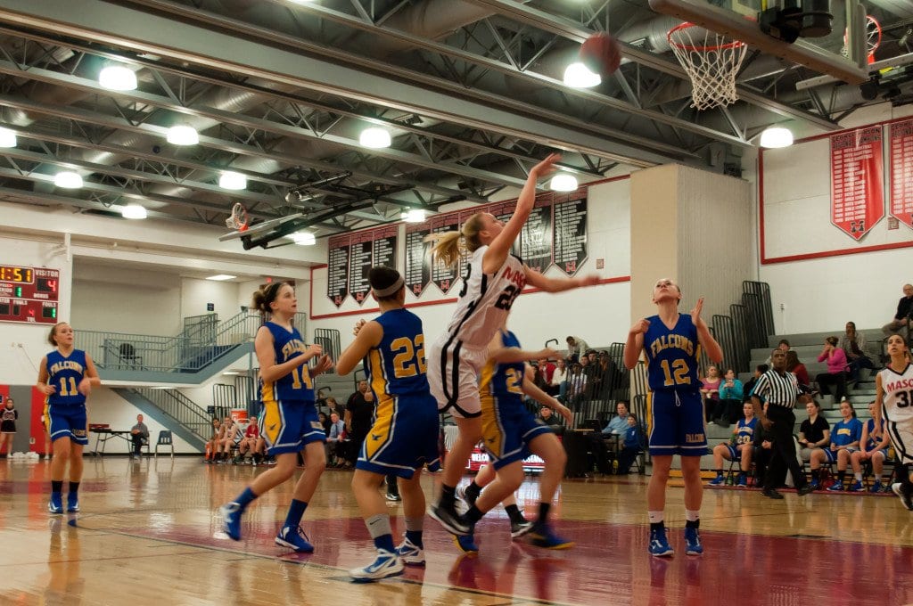 Stephanie Cheney scored 18 points against Central High, leading scoring in George Mason’s 74-48 victory. (Photo: Andrew Finein)