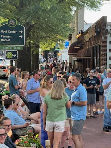 Downtown ‘Sips’ Event Hailed as Huge Hit - Falls Church News-Press Online